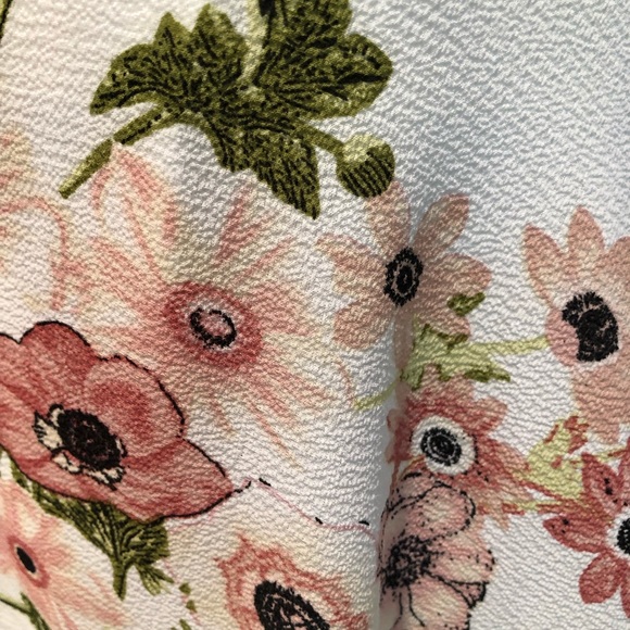 NWT Floral Kimono/Cardigan! - Picture 4 of 7